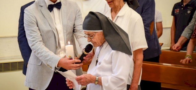 Sr. Marie-Odile of Daughters of Our Lady of Sorrows renews religious vows