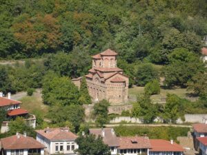 2048px-Veliko_Tarnovo_(Велико_Търново)_-_Church_of_St_Demetrius_of_Thessaloniki
