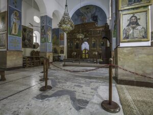 Madaba — The Mosaic Map 1280px-Madaba-St._George_Church_IN