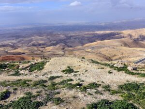 Mount Nebo 1280px-Mount_Nebo,_Jordan._A_view_looking_into_the_Promised_or_Holy_Land